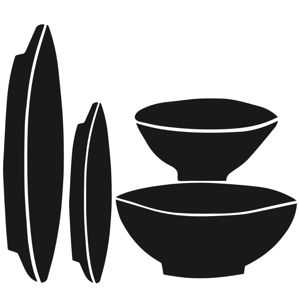 Large dinner plate, medium lunch or side plate, large bowl, medium bowl.